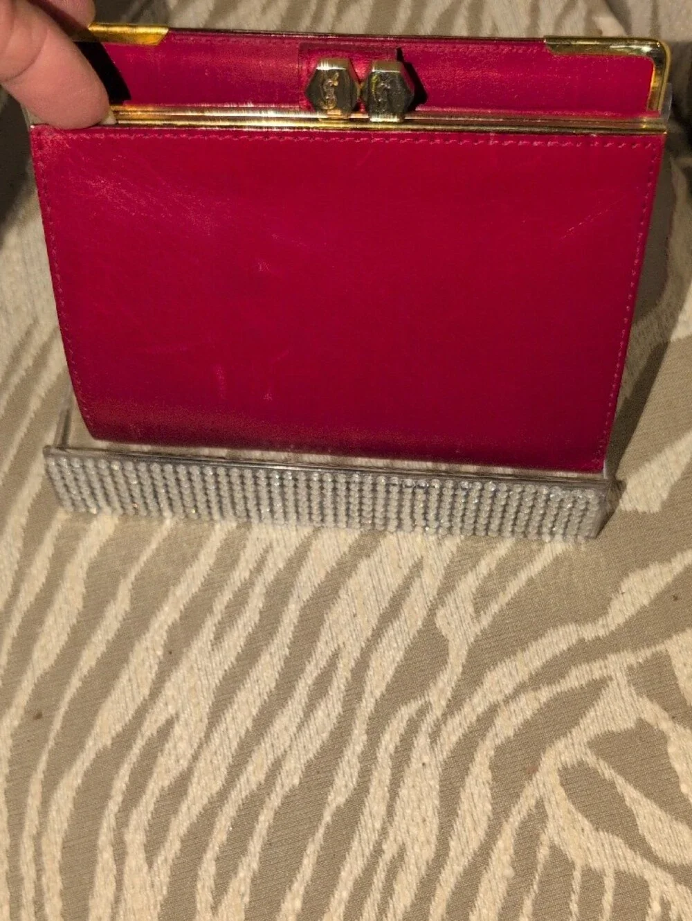 Vintage YSL Red Leather Wallet with Gold Corner Accents - Picture 5 of 12